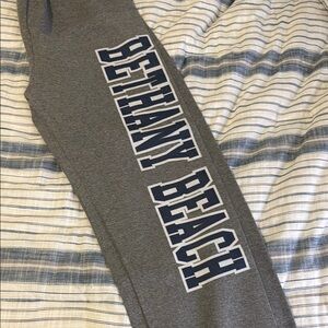 Gildan Bethany Beach Gray Sweatpants🌊